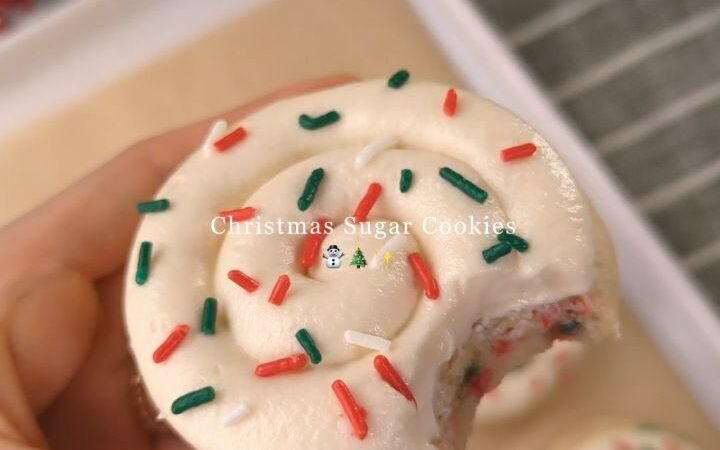 crumbl christmas sugar cookies recipe